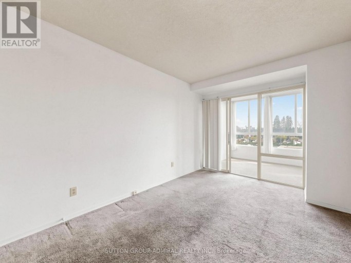 1108 - 2470 EGLINTON AVENUE, Toronto (Beechborough-Greenbrook), Ontario, M6M5E7