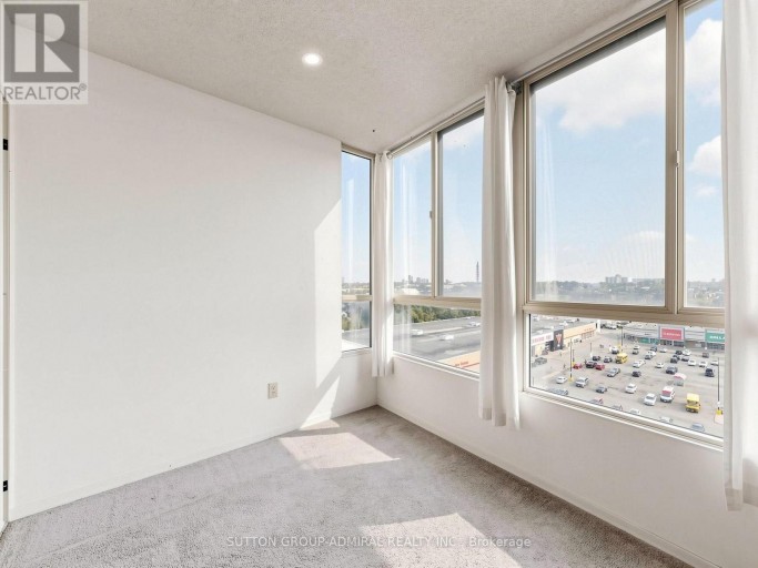 1108 - 2470 EGLINTON AVENUE, Toronto (Beechborough-Greenbrook), Ontario, M6M5E7