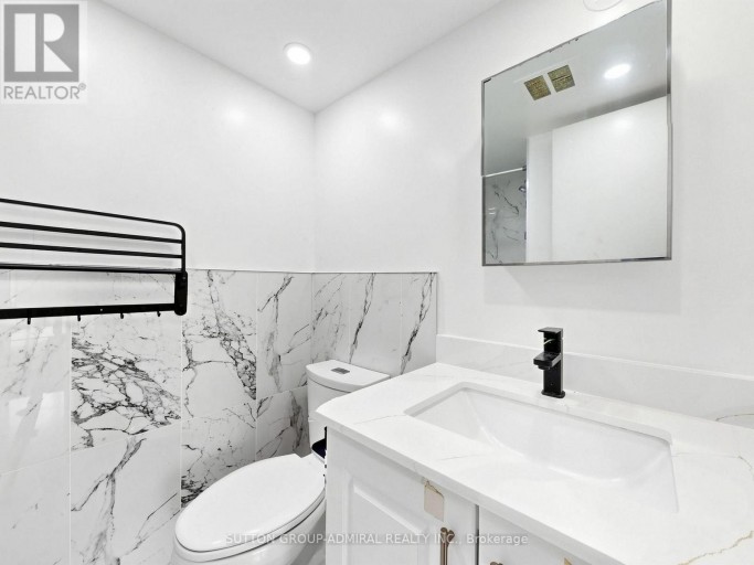 1108 - 2470 EGLINTON AVENUE, Toronto (Beechborough-Greenbrook), Ontario, M6M5E7