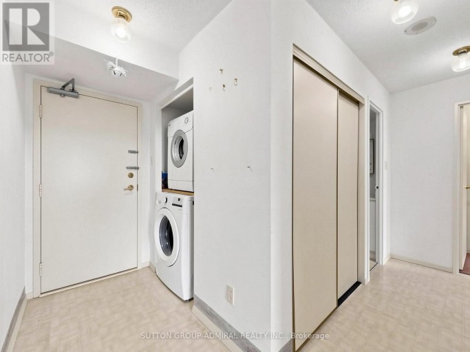 1108 - 2470 EGLINTON AVENUE, Toronto (Beechborough-Greenbrook), Ontario, M6M5E7