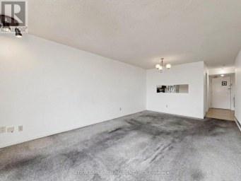 1108 - 2470 EGLINTON AVENUE Toronto (Beechborough-Greenbrook) Ontario photo 8