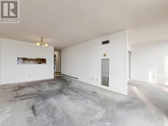 1108 - 2470 EGLINTON AVENUE Toronto (Beechborough-Greenbrook) Ontario photo 9