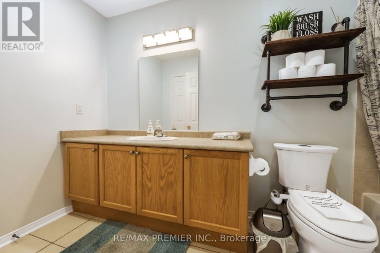 1268 NEWELL STREET, Milton (DE Dempsey), Ontario, L9T6C2