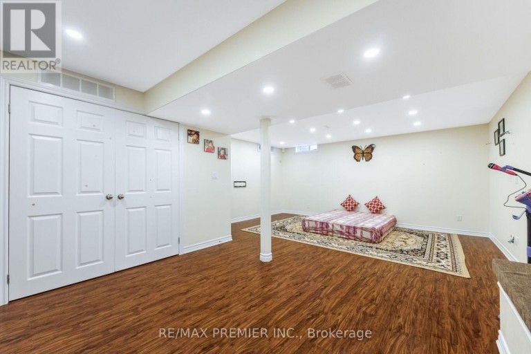 1268 NEWELL STREET, Milton (DE Dempsey), Ontario, L9T6C2