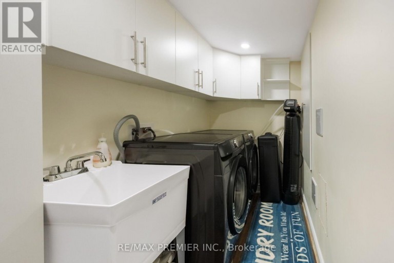 1268 NEWELL STREET, Milton (DE Dempsey), Ontario, L9T6C2