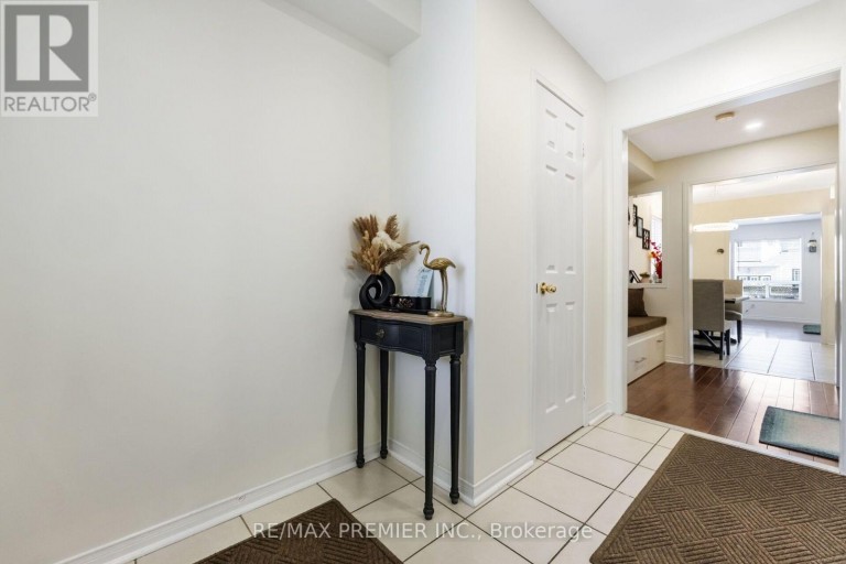1268 NEWELL STREET, Milton (DE Dempsey), Ontario, L9T6C2