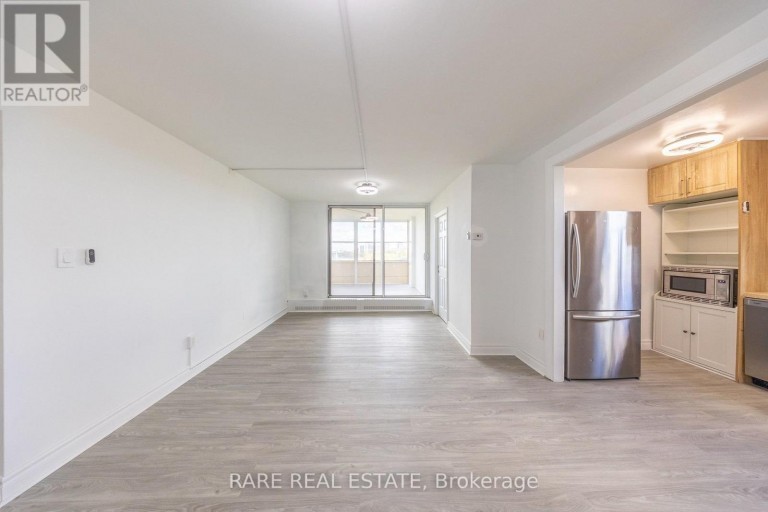 914 - 60 PAVANE LINKWAY, Toronto (Flemingdon Park), Ontario, M3C1A2