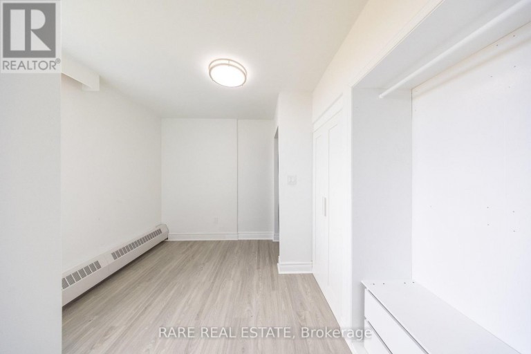 914 - 60 PAVANE LINKWAY, Toronto (Flemingdon Park), Ontario, M3C1A2