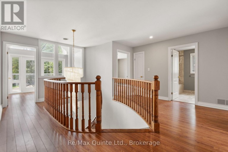 17 APPLEWOOD COURT, Quinte West (Trenton Ward), Ontario, K8V6J3