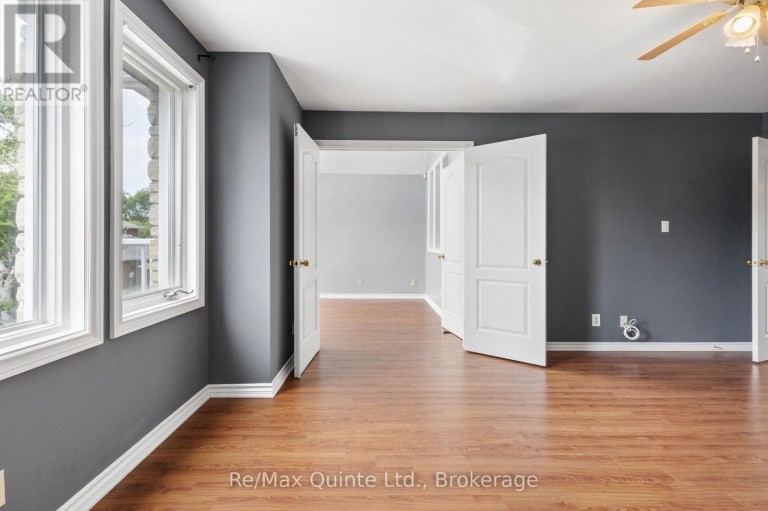 17 APPLEWOOD COURT, Quinte West (Trenton Ward), Ontario, K8V6J3