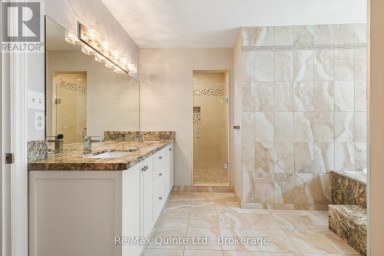 17 APPLEWOOD COURT Quinte West (Trenton Ward) Ontario photo 33