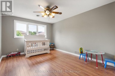 17 APPLEWOOD COURT Quinte West (Trenton Ward) Ontario photo 37