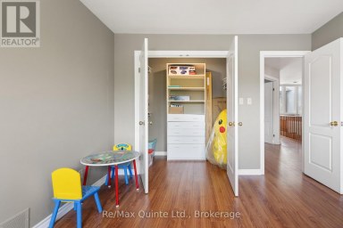 17 APPLEWOOD COURT Quinte West (Trenton Ward) Ontario photo 38