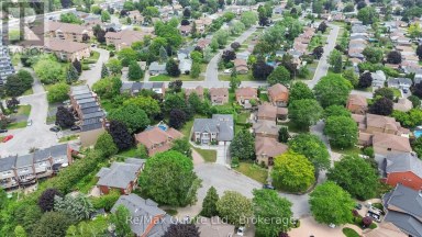 17 APPLEWOOD COURT Quinte West (Trenton Ward) Ontario photo 4