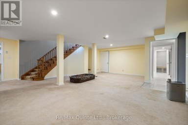 17 APPLEWOOD COURT Quinte West (Trenton Ward) Ontario photo 44