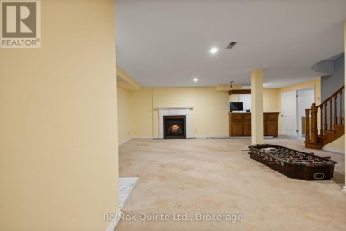 17 APPLEWOOD COURT Quinte West (Trenton Ward) Ontario photo 45
