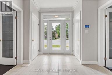 17 APPLEWOOD COURT Quinte West (Trenton Ward) Ontario photo 9