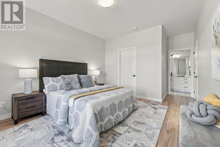 18 COVINGTON CRESCENT, Belleville (Thurlow Ward), Ontario, K8N0L1