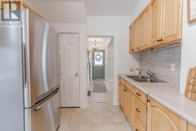 408 REGENT STREET Orillia Ontario photo 5