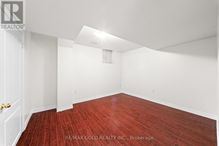 11 MAPLE VALLEY STREET, Brampton (Bram East), Ontario, L6P2E7
