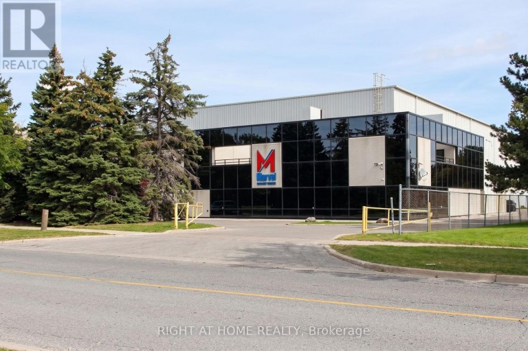 61 MAYBROOK DRIVE, Toronto (Milliken), Ontario, M1V4B6