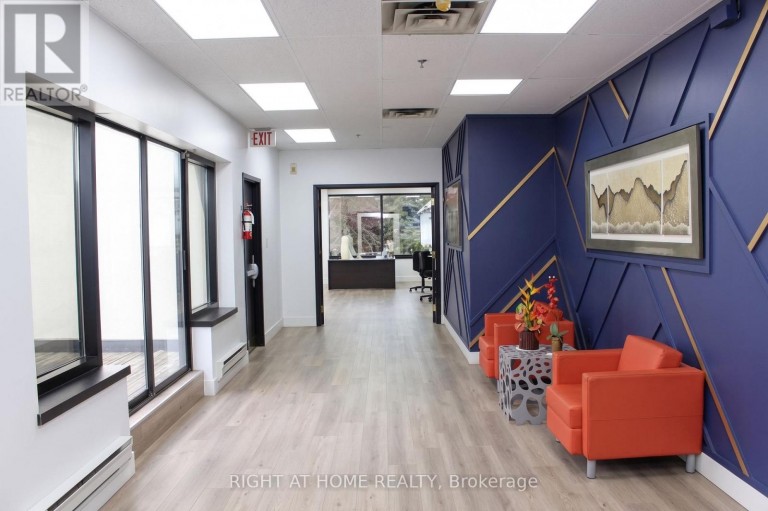 61 MAYBROOK DRIVE, Toronto (Milliken), Ontario, M1V4B6