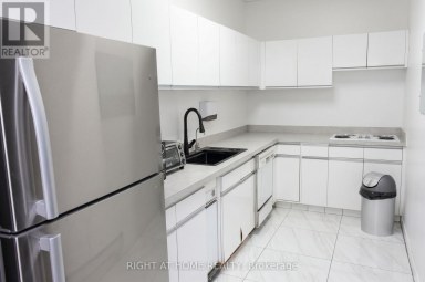 61 MAYBROOK DRIVE Toronto (Milliken) Ontario photo 26