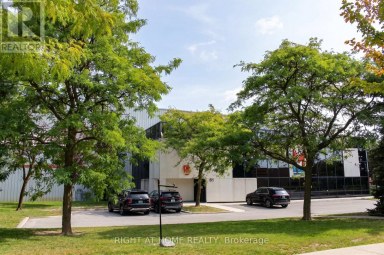 61 MAYBROOK DRIVE Toronto (Milliken) Ontario photo 4