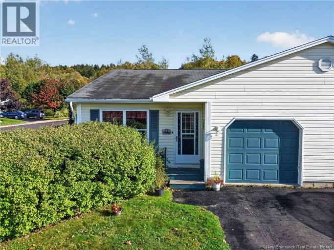 38 Thistle Street, Saint John, New Brunswick, E2M5T1