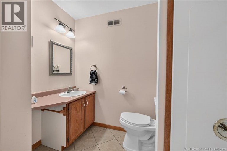 38 Thistle Street, Saint John, New Brunswick, E2M5T1