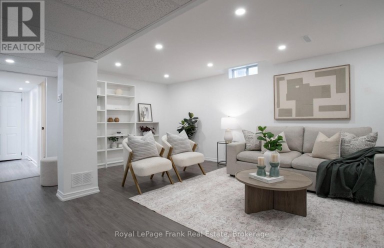 37 ANGUS DRIVE, Ajax (Central), Ontario, L1S5C4