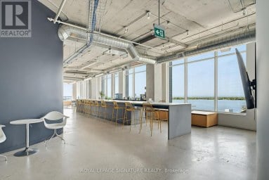 1314-1324 - 130 QUEENS QUAY E Toronto (Waterfront Communities) Ontario photo 2