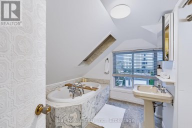 196 PERRY STREET Peterborough (Town Ward 3) Ontario photo 32