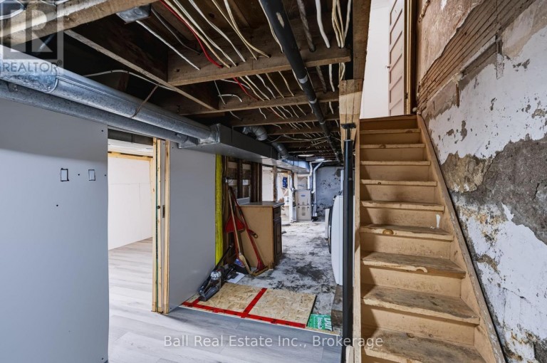 196 PERRY STREET, Peterborough (Town Ward 3), Ontario, K9J2J2