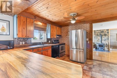 1213 BURNS DRIVE Laurentian Valley Ontario photo 12