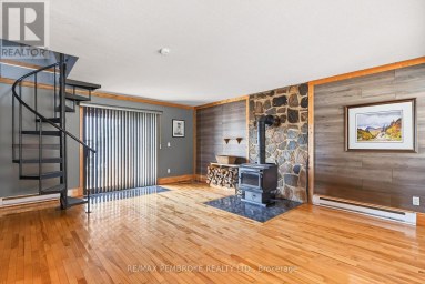 1213 BURNS DRIVE Laurentian Valley Ontario photo 15