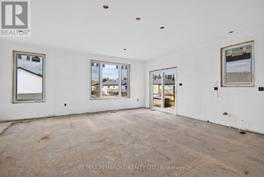 18 DURANT STREET Petawawa Ontario photo 13