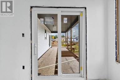 18 DURANT STREET Petawawa Ontario photo 26