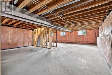 18 DURANT STREET Petawawa Ontario photo 40