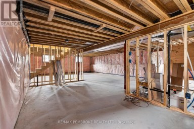 18 DURANT STREET Petawawa Ontario photo 41