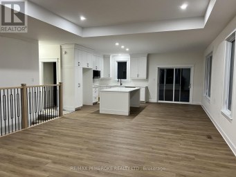 18 DURANT STREET Petawawa Ontario photo 43