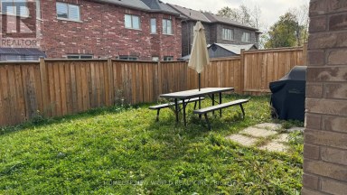 15 GROVE END WAY Brampton (Sandringham-Wellington North) Ontario photo 27