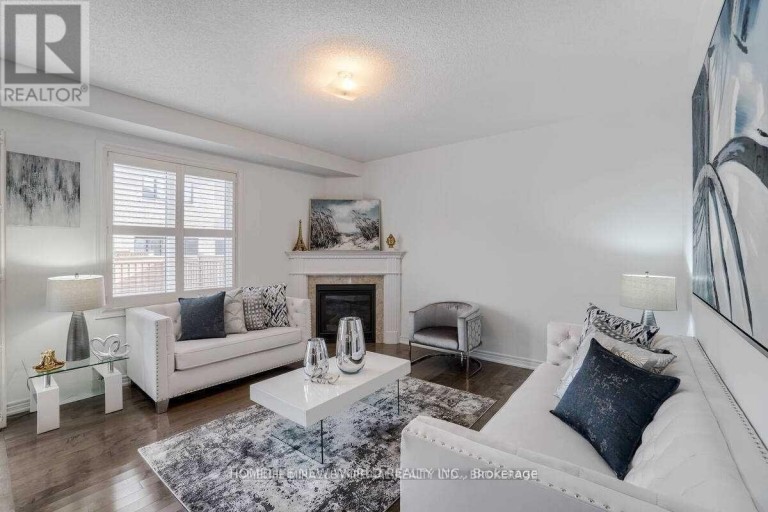 15 GROVE END WAY, Brampton (Sandringham-Wellington North), Ontario, L6R4A2