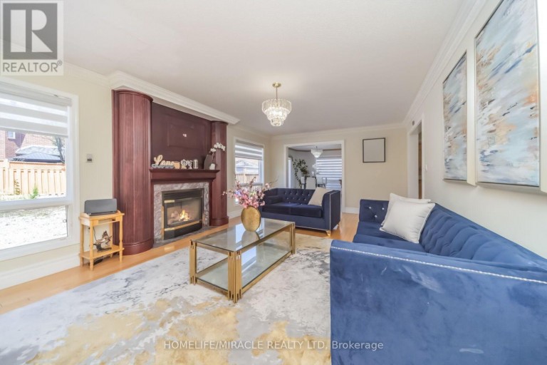 32 GOLD TREE STREET, Brampton (Sandringham-Wellington), Ontario, L6R1T9
