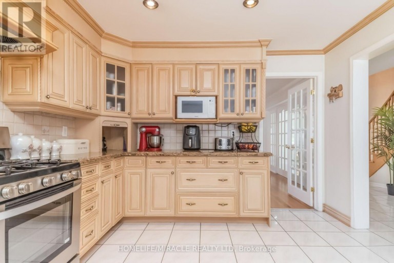 32 GOLD TREE STREET, Brampton (Sandringham-Wellington), Ontario, L6R1T9