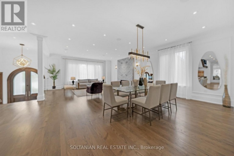 15 CALVIN AVENUE, Toronto (Willowdale East), Ontario, M2N5E4