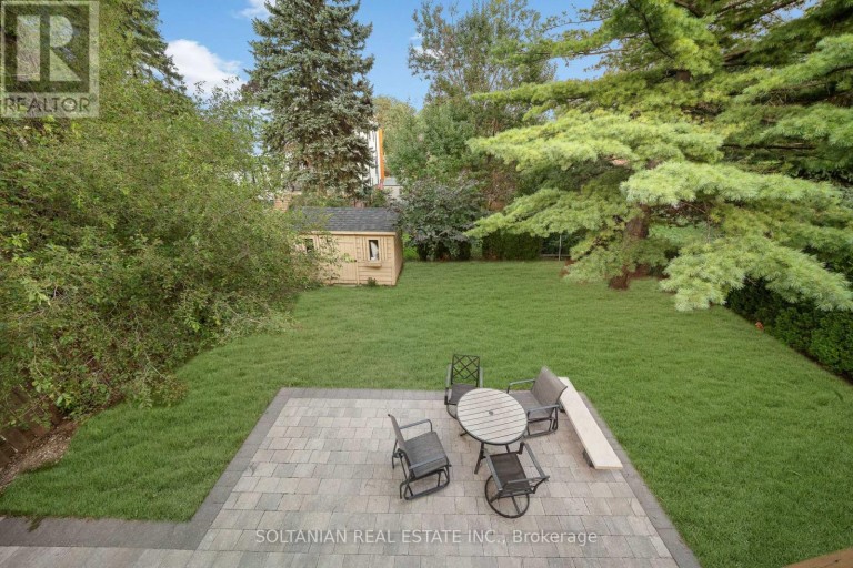15 CALVIN AVENUE, Toronto (Willowdale East), Ontario, M2N5E4