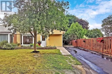 64 LINDSAY AVENUE Newmarket (Bristol-London) Ontario photo 3