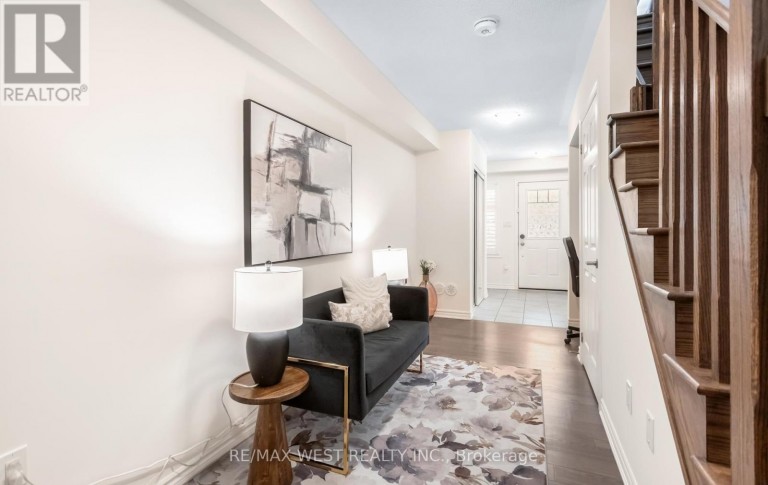 90 - 1000 ASLETON BOULEVARD, Milton (WI Willmott), Ontario, L9T9L6