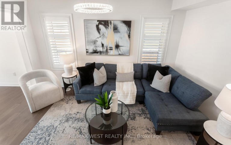 90 - 1000 ASLETON BOULEVARD, Milton (WI Willmott), Ontario, L9T9L6